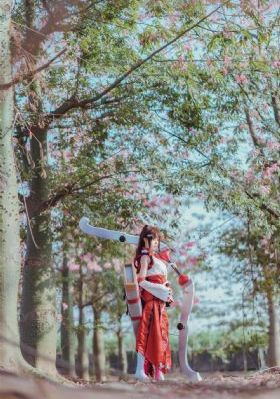 欧美高大肥胖女人图片_有字幕完整版